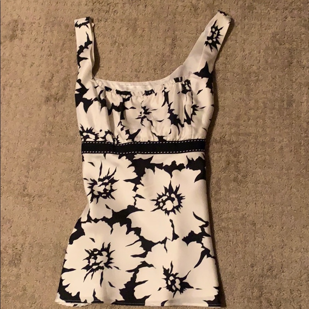 White House Black Market Blouse